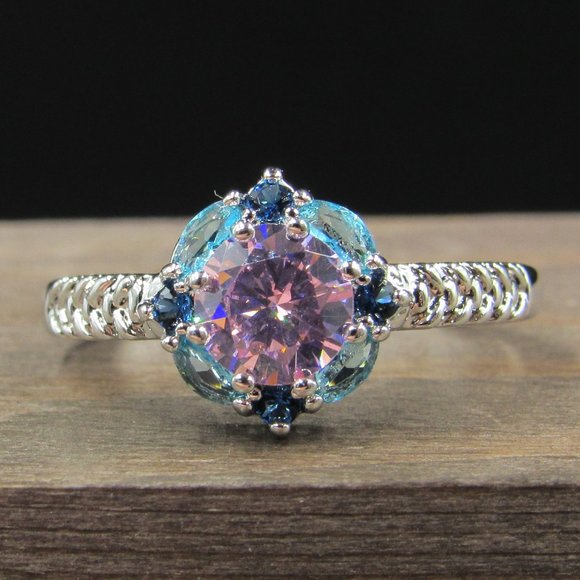 Jewelry - Size 9 Silver Tone Multiple Color Cubic Zirconia Band Ring Vintage